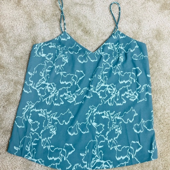 Nine West Tops - Nine West V-Neck Layering Camisole